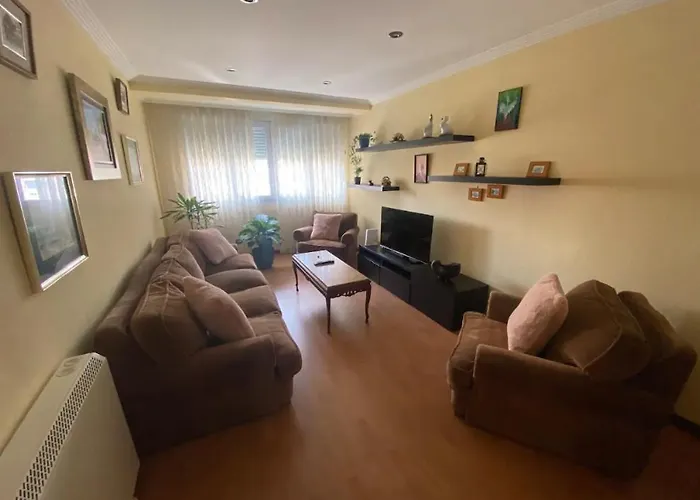 En Y A 2 Minutos De Playa San Lorenzo * 希洪